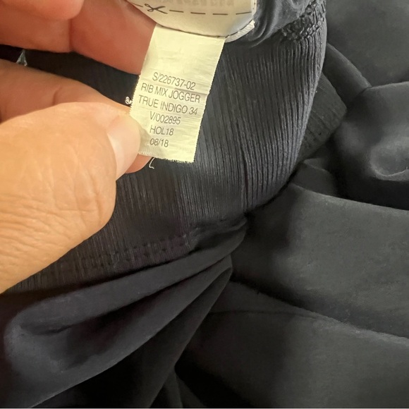 GAP Fit Women’s Large Navy Rib Mix Joggers Missing Drawstring EUC Workout - Picture 8 of 10